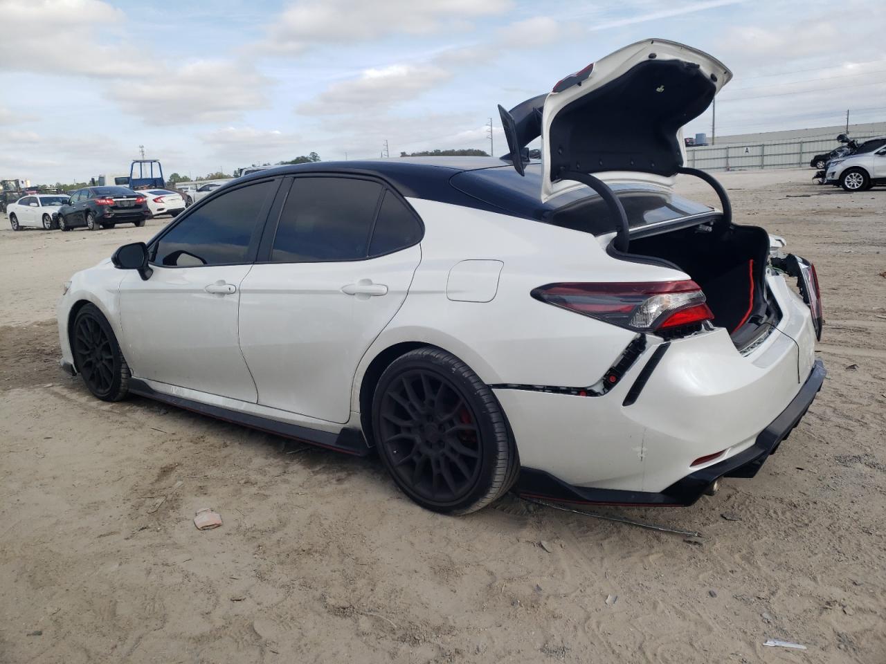 Изображение 2 2023 TOYOTA CAMRY TRD 2023 с VIN 4T1KZ1AK8PU073572