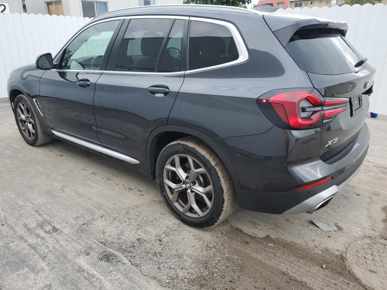 Image 2 of 2022 BMW X3 XDRIVE30I 2022 with VIN 5UX53DP00N9M50856