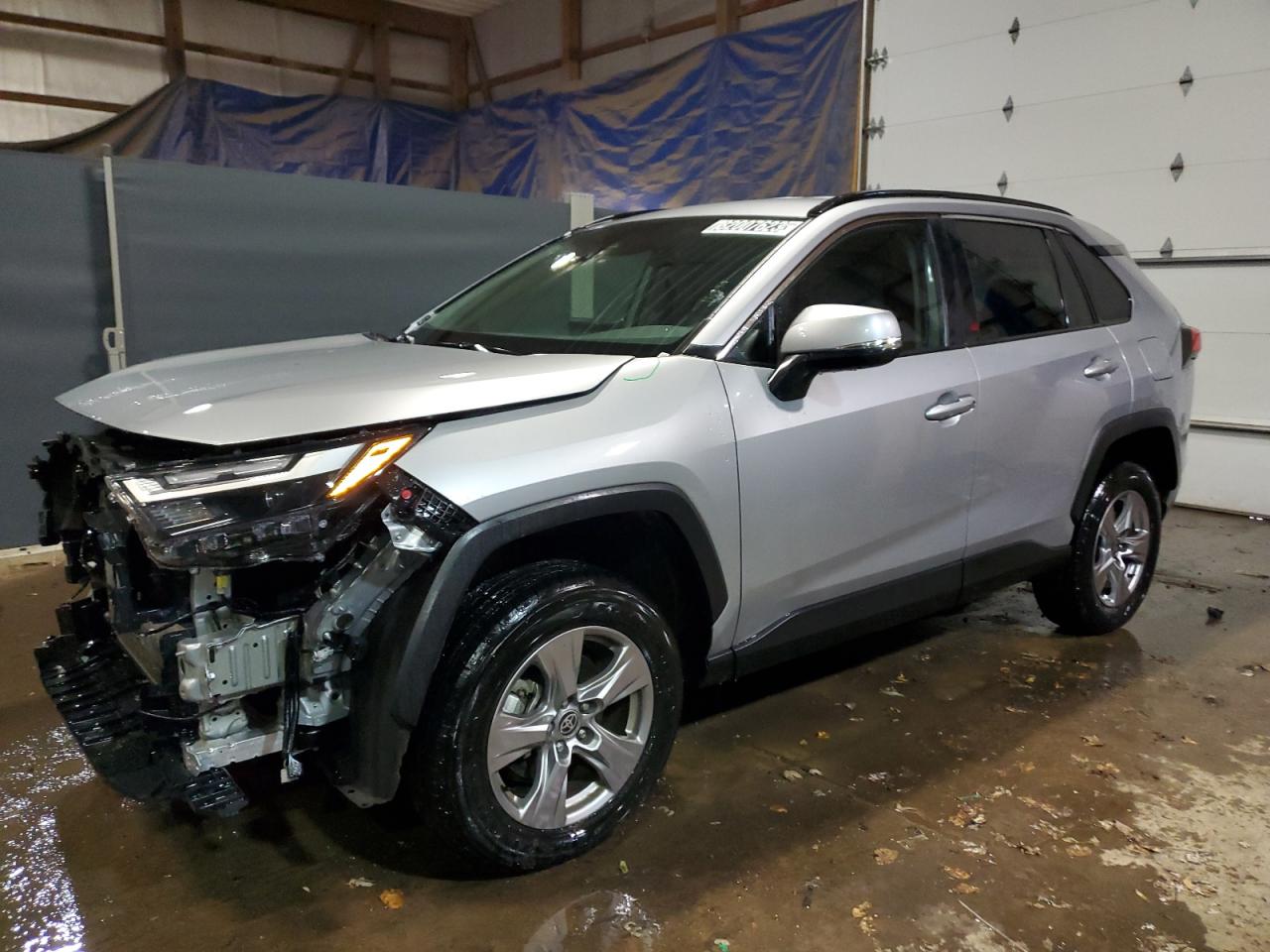 2023 TOYOTA RAV4 XLE 2023 image
