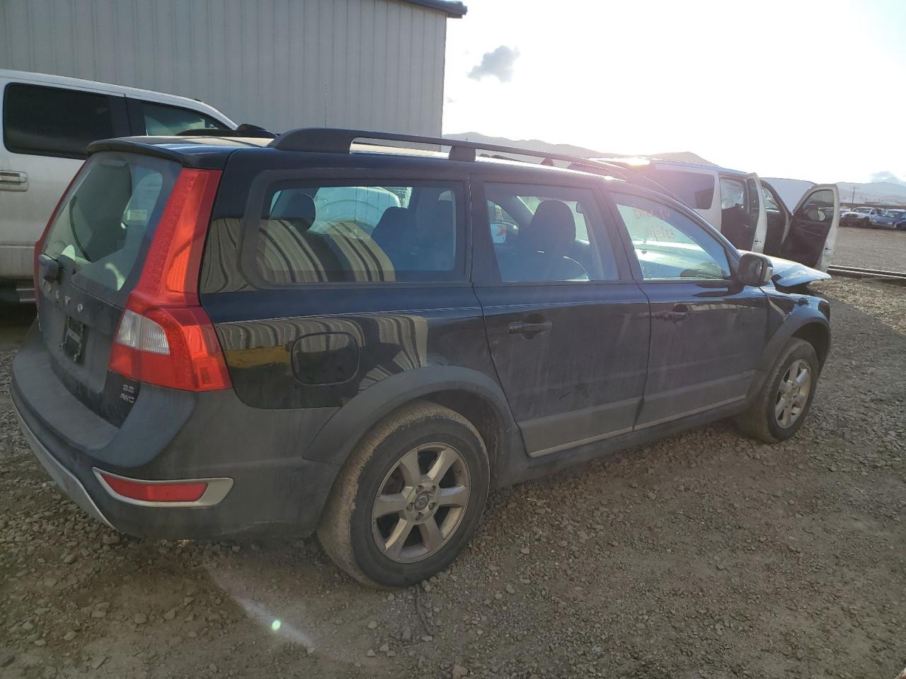 Изображение 3 2008 VOLVO XC70  2008 с VIN YV4BZ982181004215