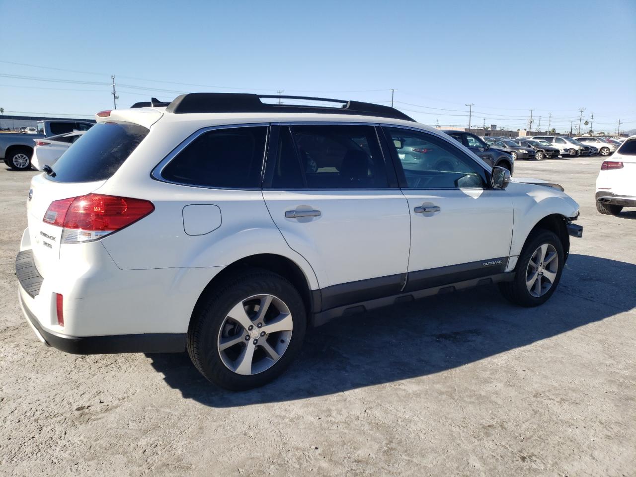 Obraz 3 z 2013 SUBARU OUTBACK 3.6R LIMITED 2013 z VIN 4S4BRDSC4D2283330