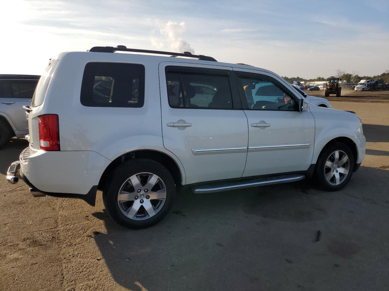 Obraz 3 z 2015 HONDA PILOT TOURING 2015 z VIN 5FNYF4H9XFB038020