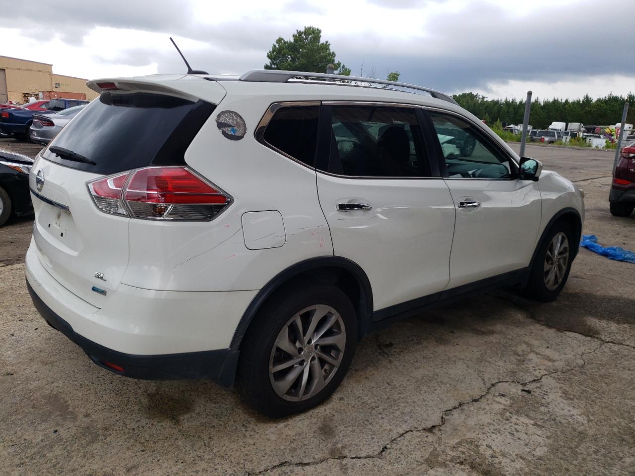 Image 3 of 2014 NISSAN ROGUE S 2014 with VIN 5N1AT2MT9EC763874