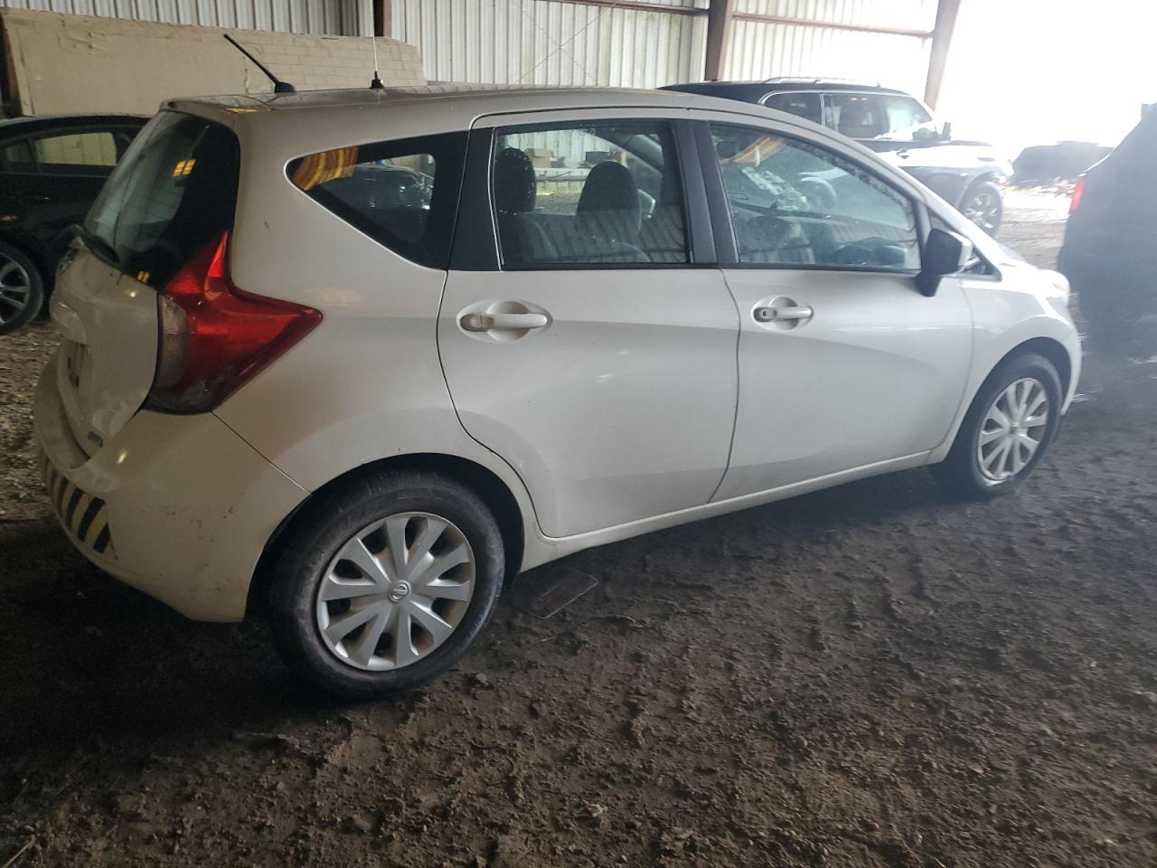 Изображение 3 2015 NISSAN VERSA NOTE S 2015 с VIN 3N1CE2CP4FL365993