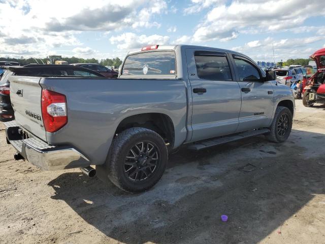 Image 3 of 2018 TOYOTA TUNDRA CREWMAX SR5 2018 with VIN 5TFDW5F14JX769381