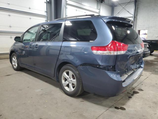 Obraz 2 z 2013 TOYOTA SIENNA LE 2013 z VIN 5TDKK3DC9DS378362
