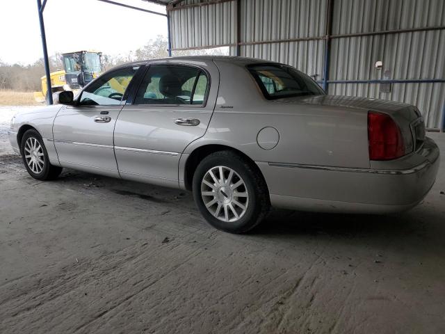 Изображение 2 2006 LINCOLN TOWN CAR SIGNATURE 2006 с VIN 1LNHM81W86Y620237