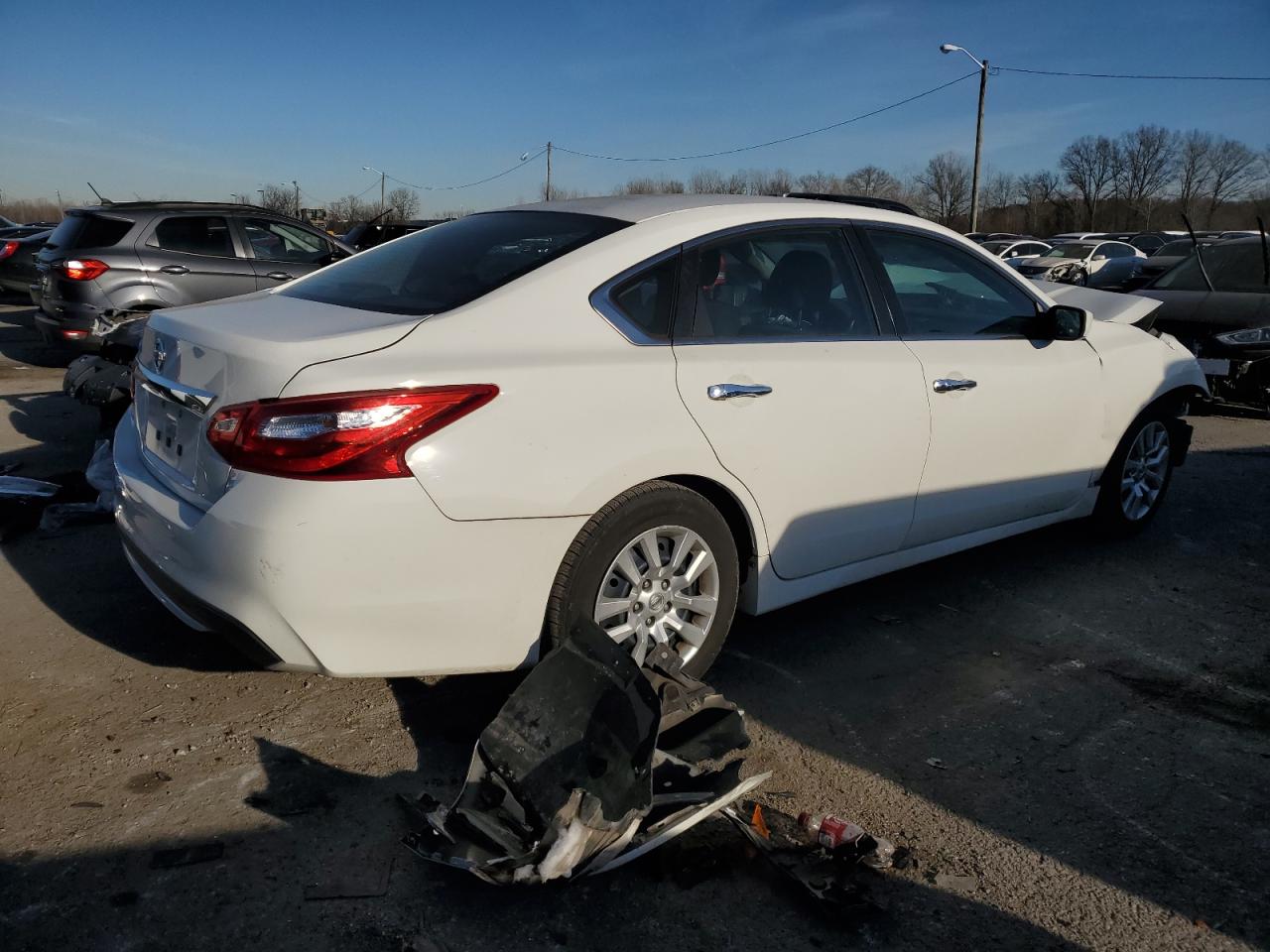Image 3 of 2017 NISSAN ALTIMA 2.5 2017 with VIN 1N4AL3AP8HN346679