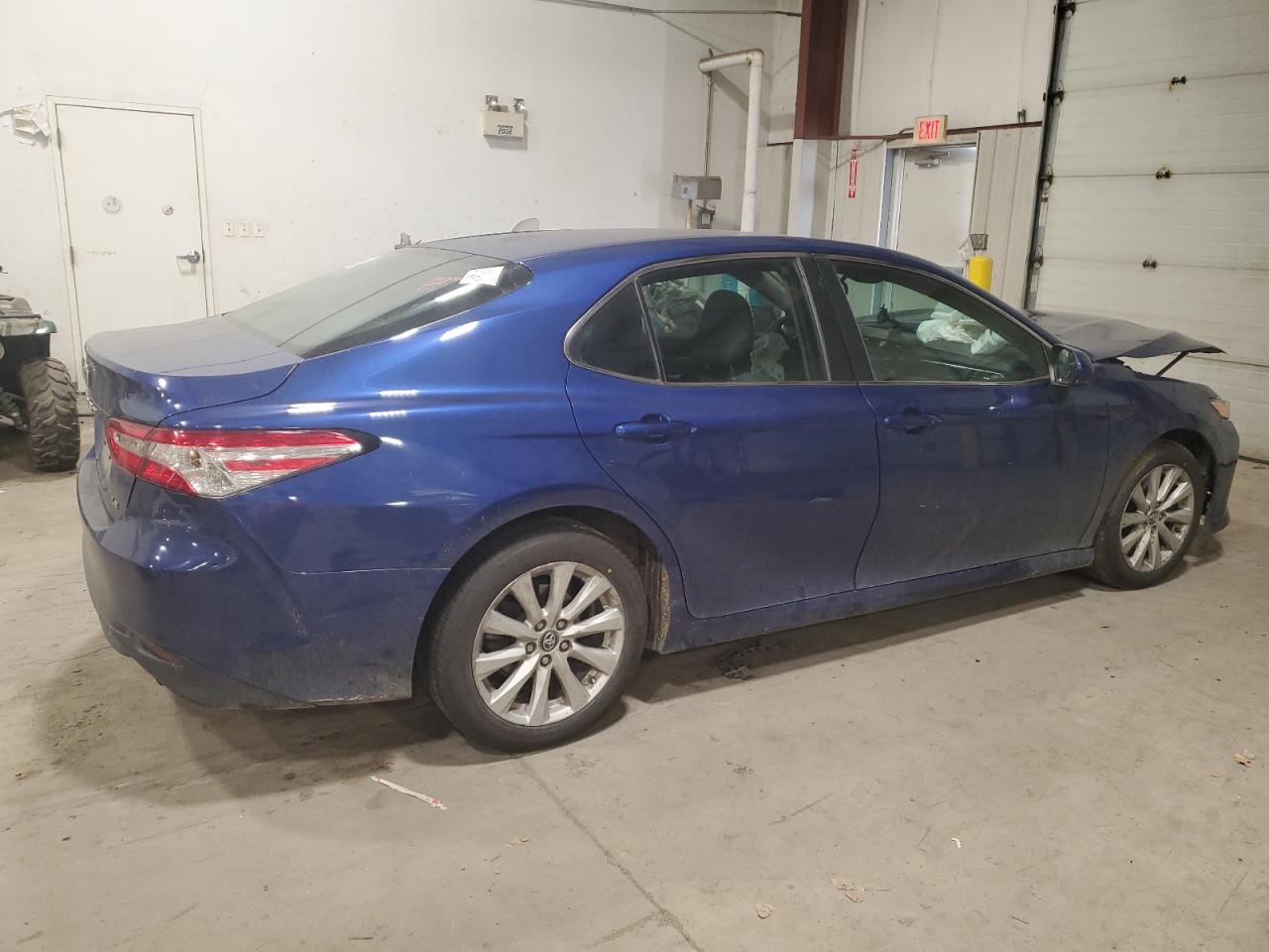 Image 3 of 2018 TOYOTA CAMRY L 2018 with VIN 4T1B11HK9JU677507