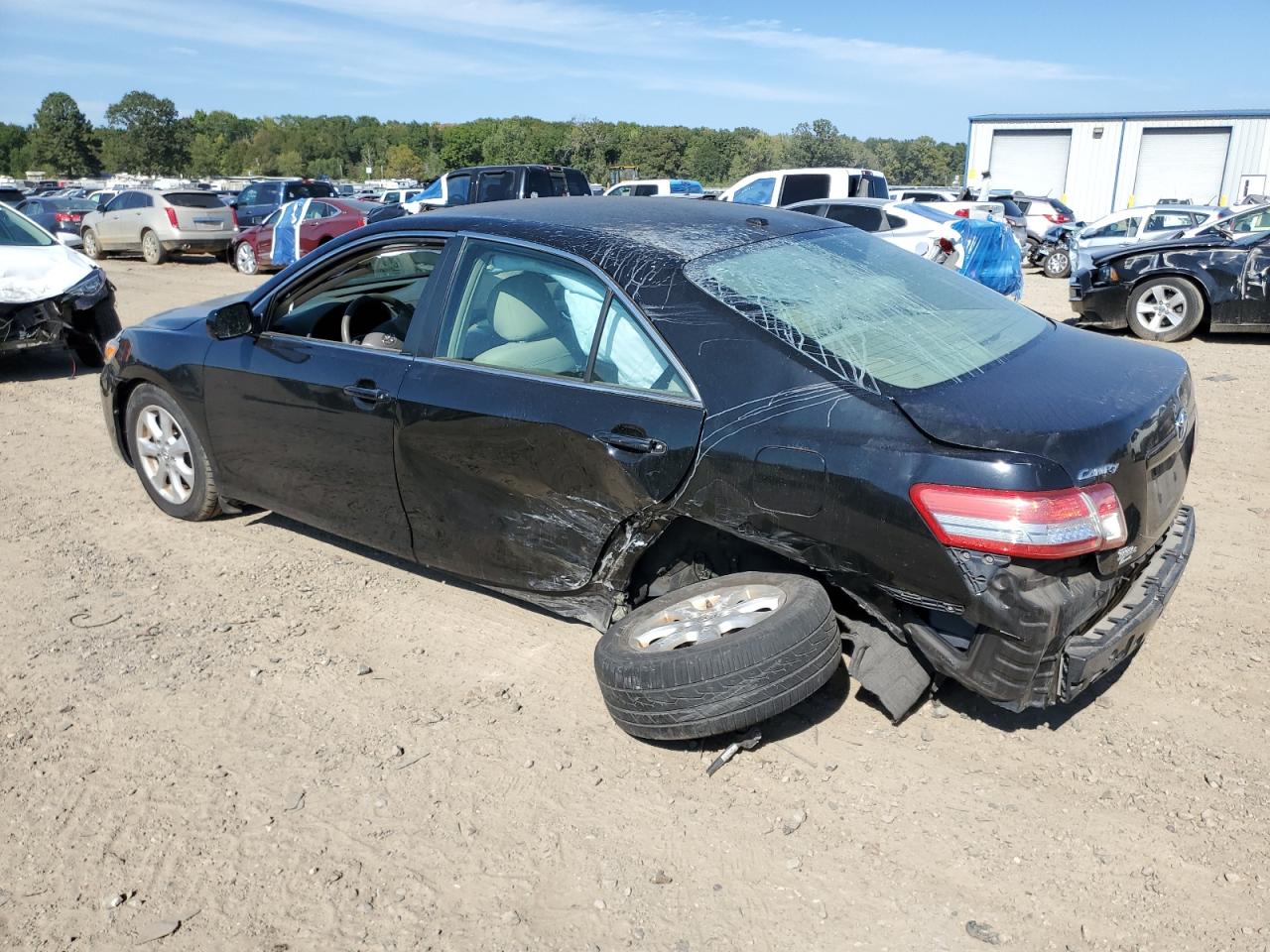 Изображение 2 2010 TOYOTA CAMRY BASE 2010 с VIN 4T1BF3EK1AU087528