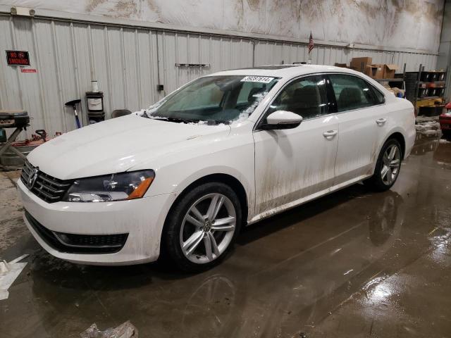 Obraz 1 z 2015 VOLKSWAGEN PASSAT SE 2015 z VIN 1VWBV7A34FC030036