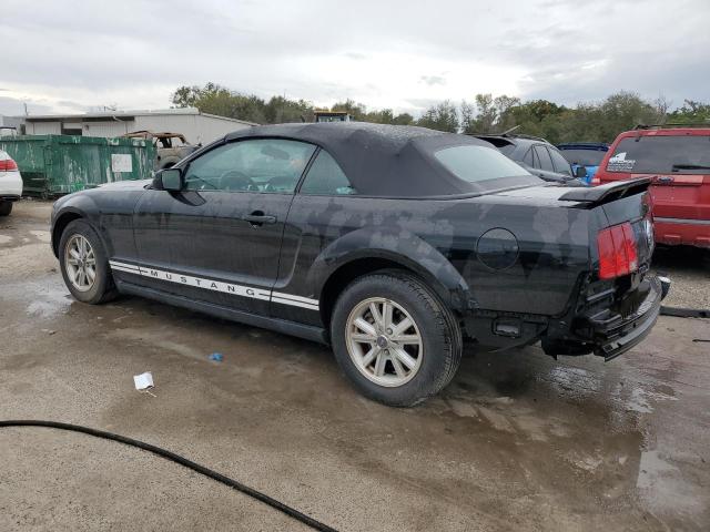 Obraz 2 z 2006 FORD MUSTANG  2006 z VIN 1ZVFT84N865207816