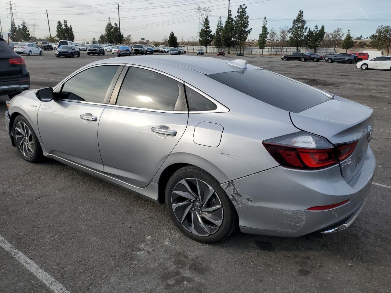 Изображение 2 2021 HONDA INSIGHT TOURING 2021 с VIN 19XZE4F91ME010197