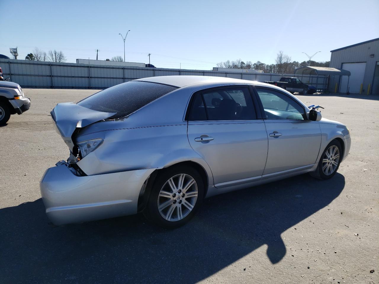 Obraz 3 z 2007 TOYOTA AVALON XL 2007 z VIN 4T1BK36B27U230683