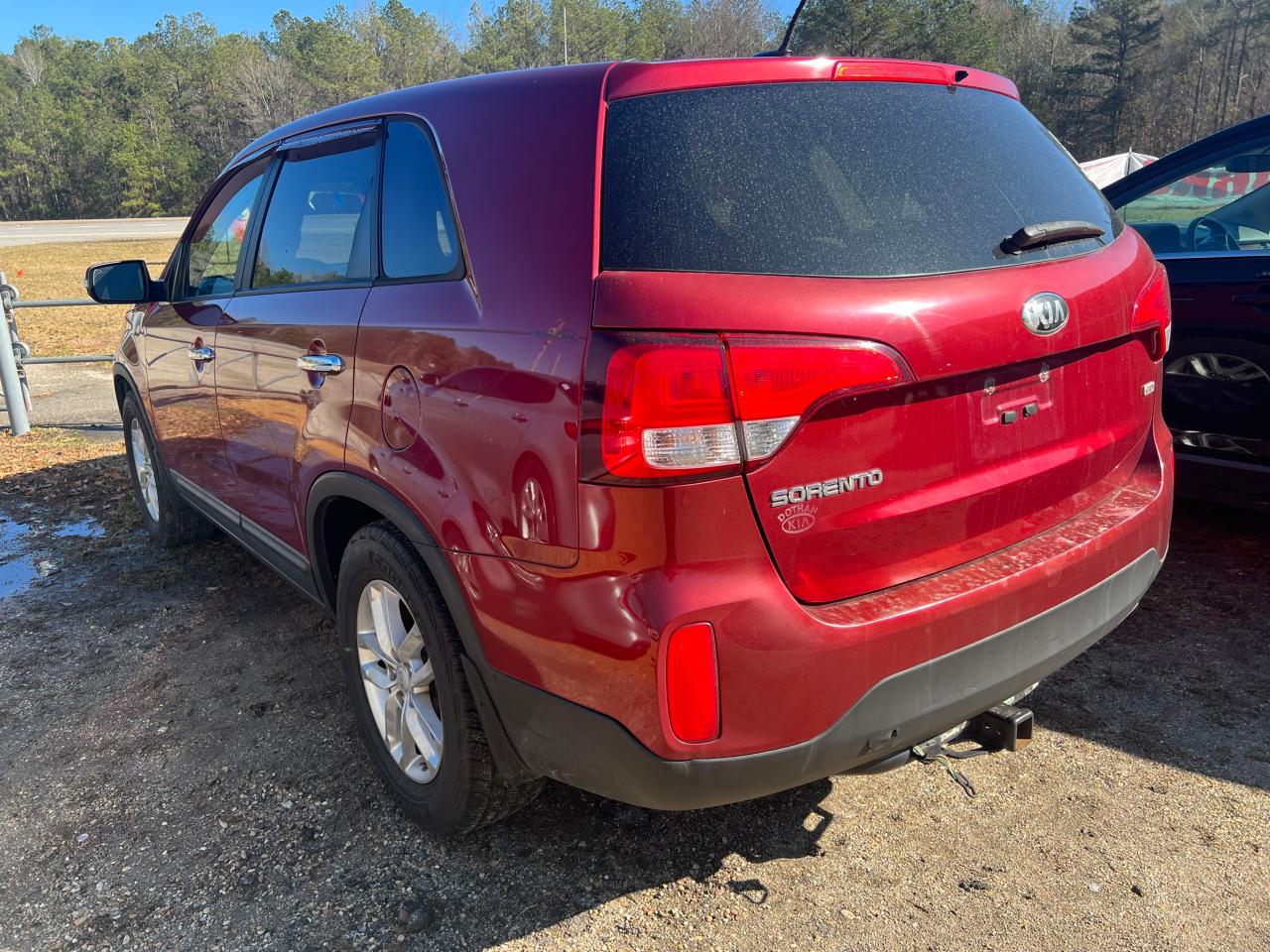 Изображение 3 2015 KIA SORENTO LX 2015 с VIN 5XYKT3A61FG578941