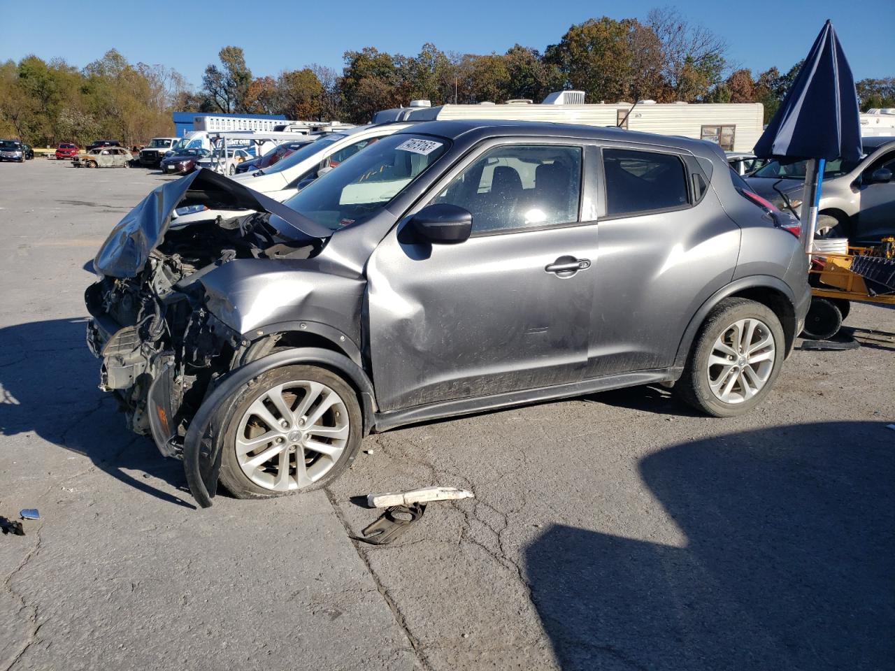 Image 1 of 2015 NISSAN JUKE S 2015 with VIN JN8AF5MR6FT506842