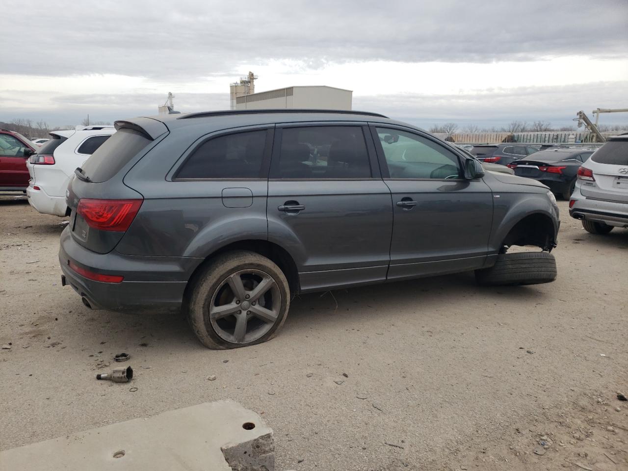 Obraz 3 z 2015 AUDI Q7 TDI PRESTIGE 2015 z VIN WA1WMAFE1FD019336