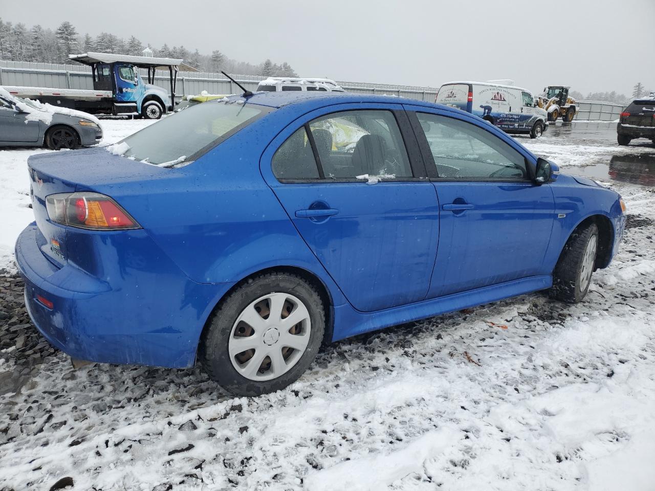 Изображение 3 2015 MITSUBISHI LANCER ES 2015 с VIN JA32U2FU5FU000403