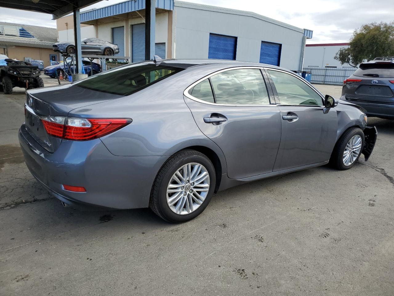 Image 3 of 2013 LEXUS ES 350 2013 with VIN JTHBK1GG7D2017818