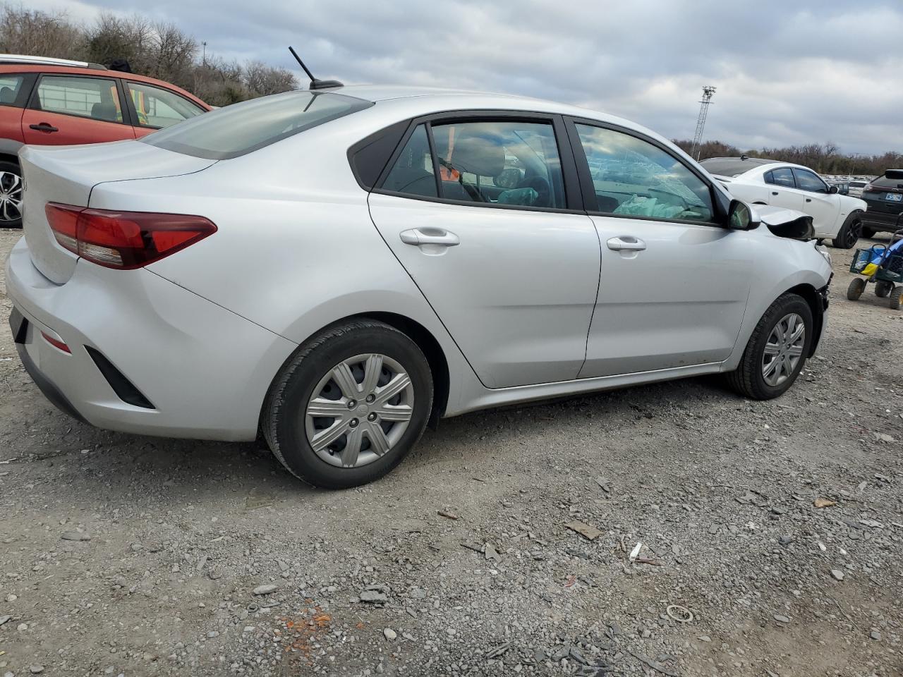 Obraz 3 z 2023 KIA RIO LX 2023 z VIN 3KPA24AD3PE516149