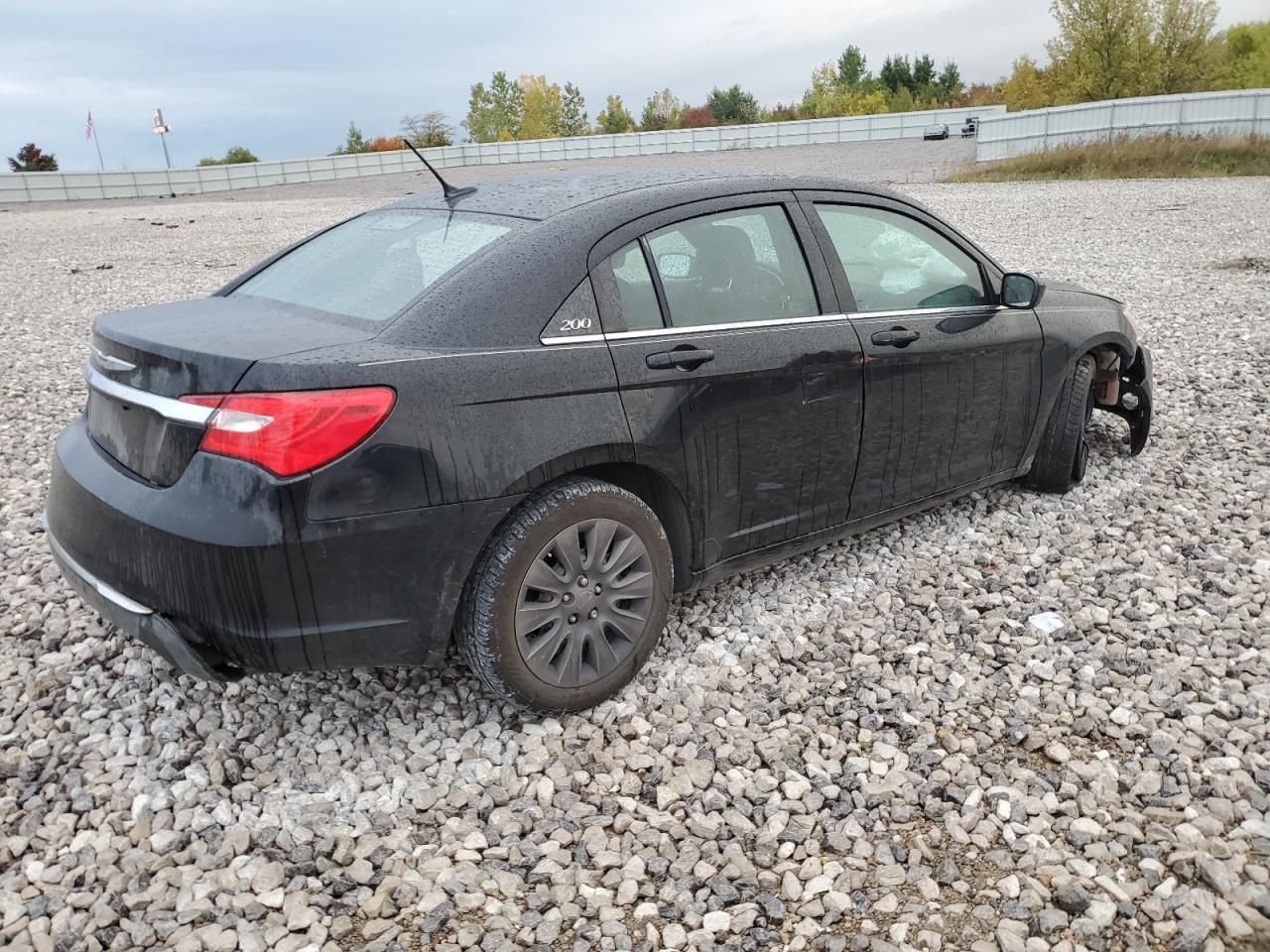 Obraz 3 z 2014 CHRYSLER 200 LX 2014 z VIN 1C3CCBAB3EN124231