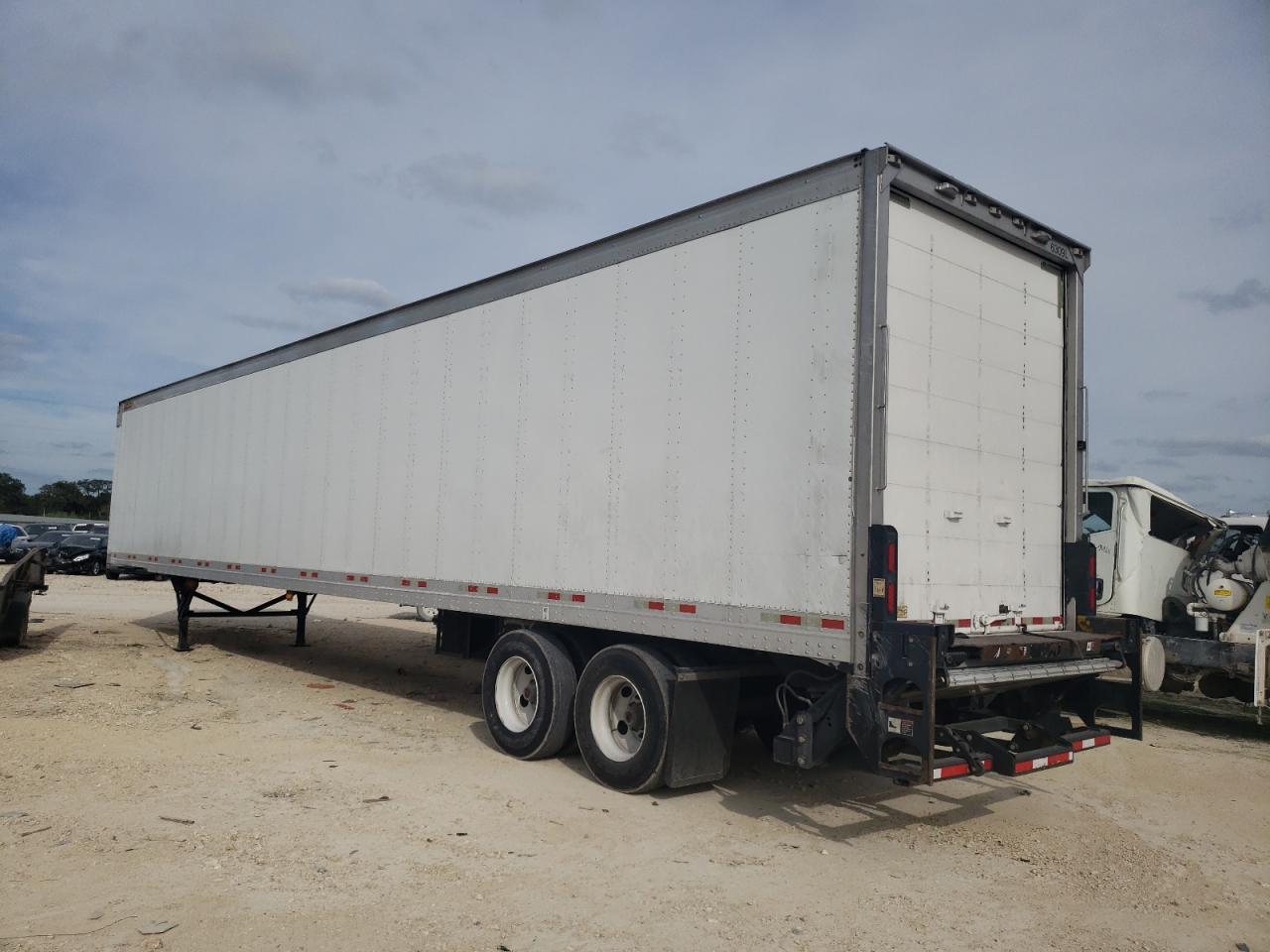 Image 3 of 2016 OTHR TRAILER 2016 with VIN 1GRAA0626GB708896
