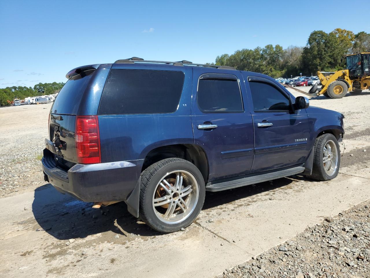 Изображение 3 2007 CHEVROLET TAHOE C1500 2007 с VIN 1GNFC13J67R202124