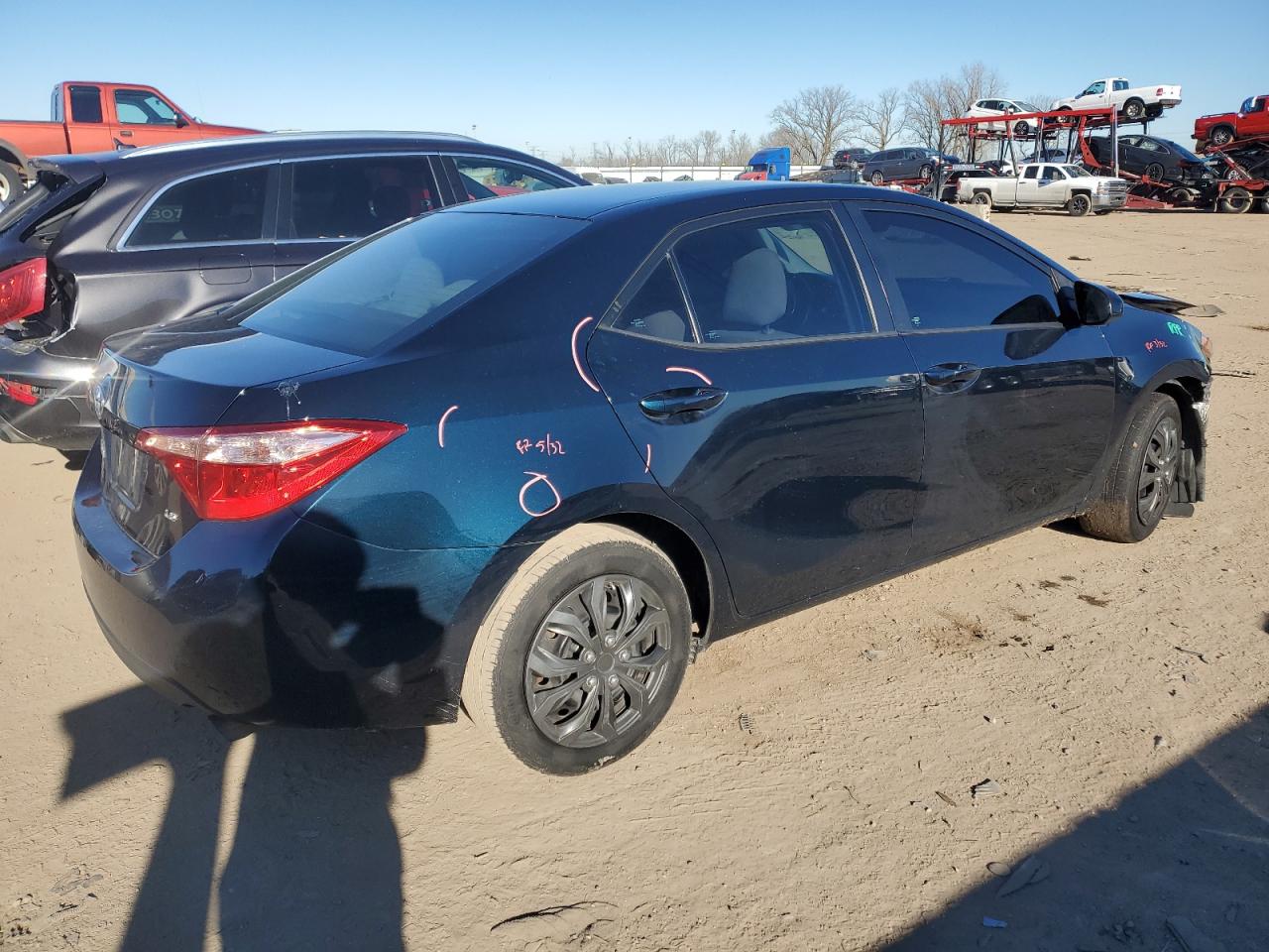 Изображение 3 2018 TOYOTA COROLLA L 2018 с VIN 2T1BURHE7JC992677