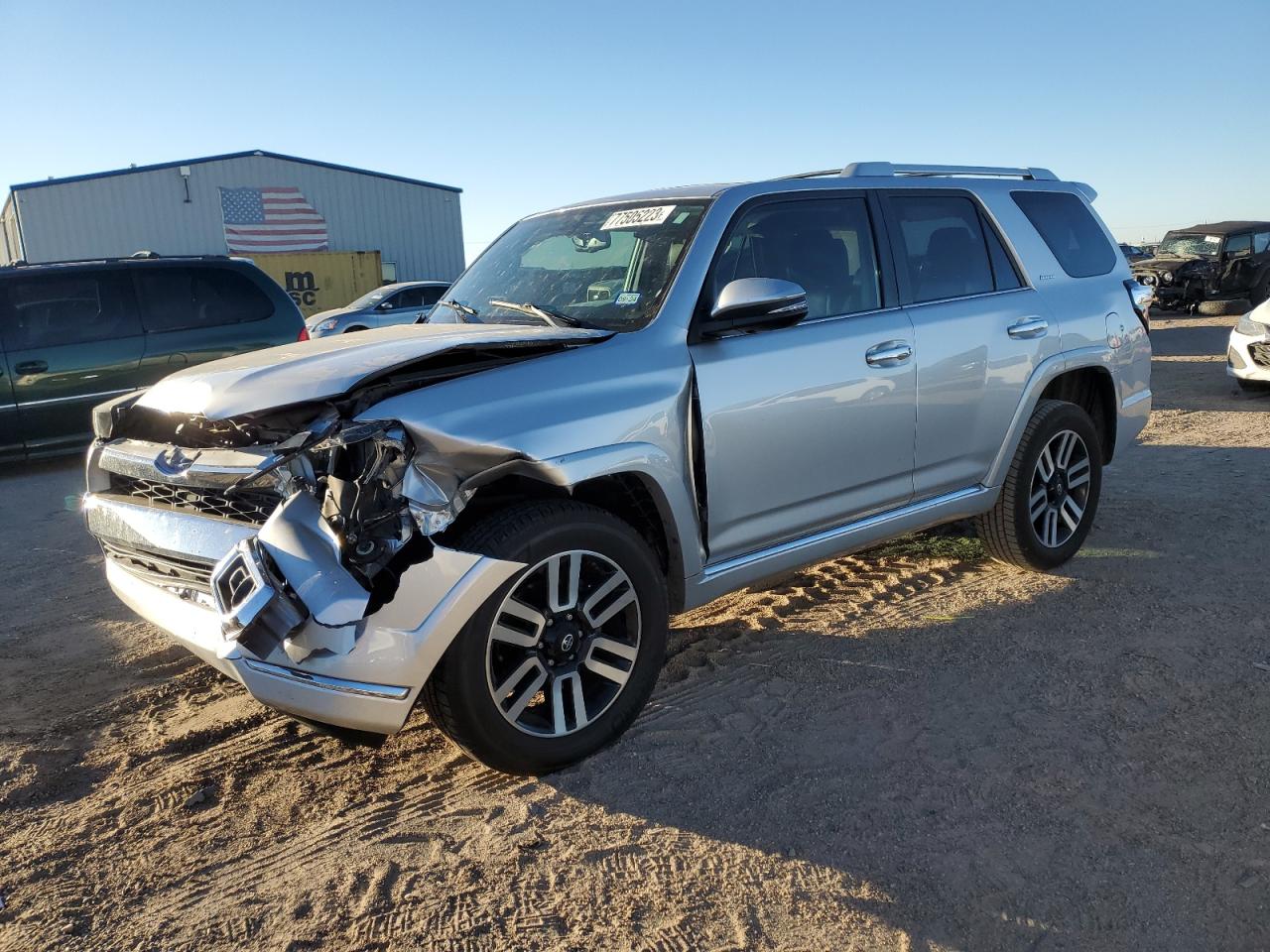 Изображение 1 2018 TOYOTA 4RUNNER SR5/SR5 PREMIUM 2018 с VIN JTEBU5JR4J5556738