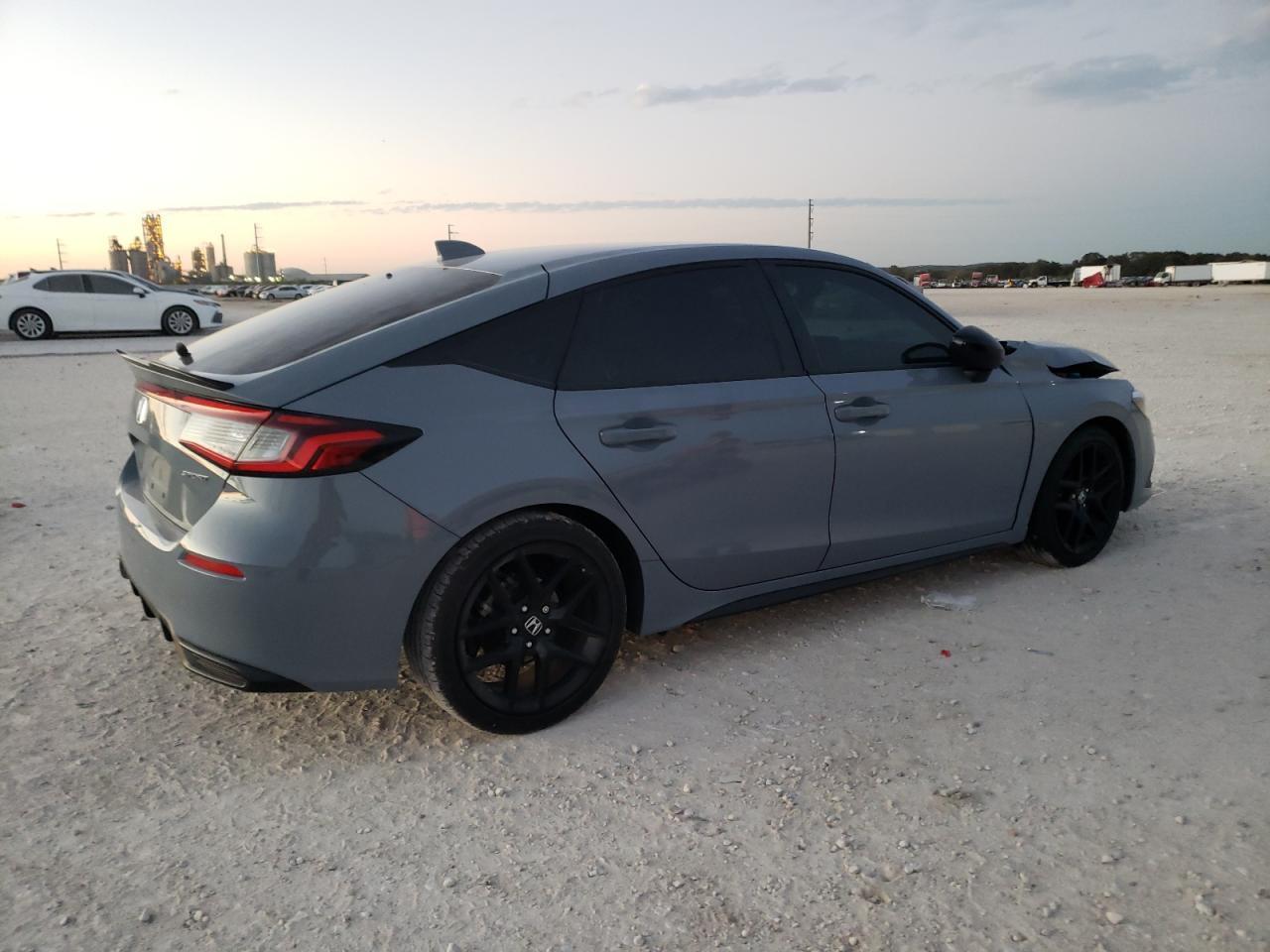 Image 3 of 2022 HONDA CIVIC SPORT 2022 with VIN 19XFL2H81NE020697