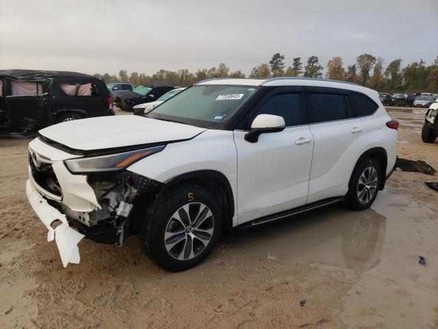 Изображение 2021 TOYOTA HIGHLANDER XLE 2021