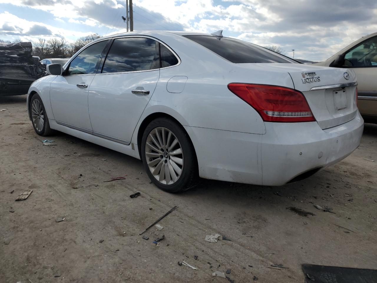 Image 2 of 2016 HYUNDAI EQUUS SIGNATURE 2016 with VIN KMHGH4JH2GU101946