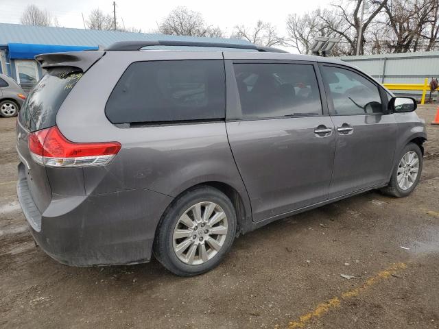 Image 3 of 2011 TOYOTA SIENNA XLE 2011 with VIN 5TDYK3DCXBS050116