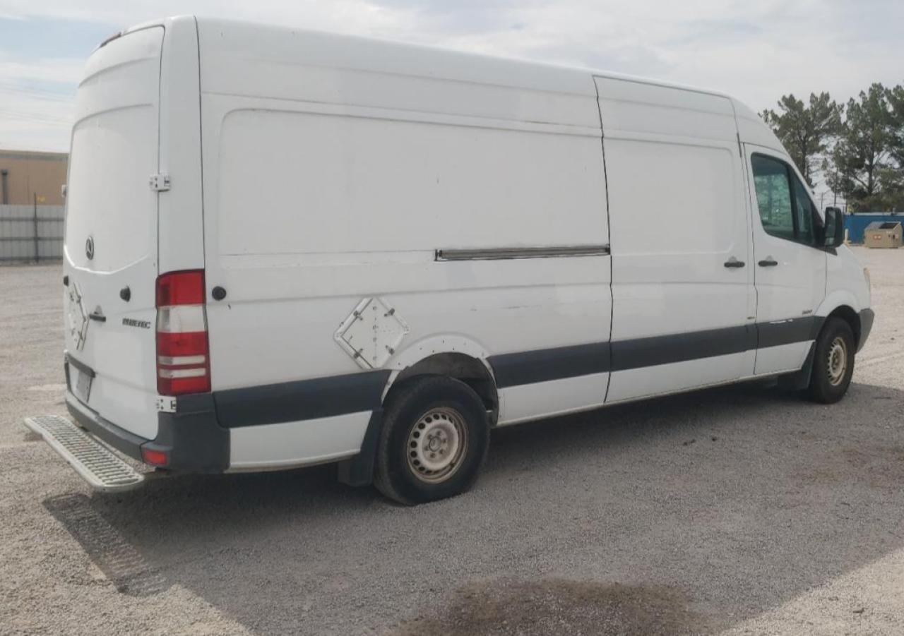 Image 3 of 2012 MERCEDES-BENZ SPRINTER 2500 2012 with VIN WD3PE8CB9C5690960
