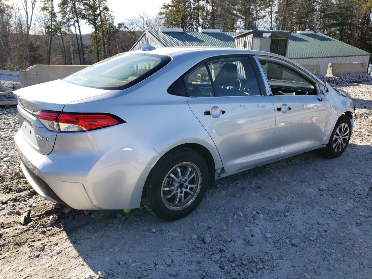 Изображение 3 2022 TOYOTA COROLLA LE 2022 с VIN JTDEAMDE5NJ043301