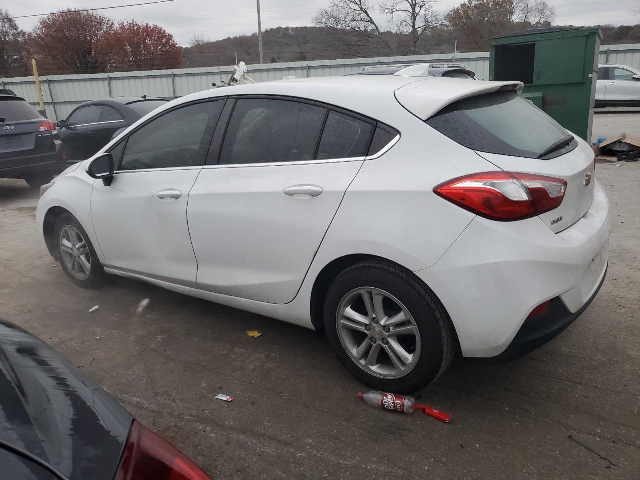 Image 2 of 2017 CHEVROLET CRUZE LT 2017 with VIN 3G1BE6SMXHS569254