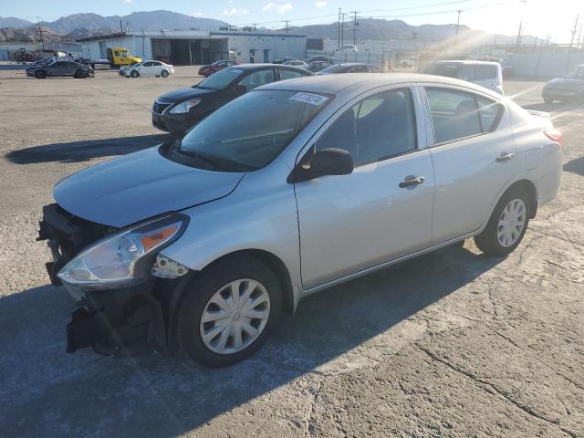 Obraz 1 z 2015 NISSAN VERSA S 2015 z VIN 3N1CN7AP2FL946831
