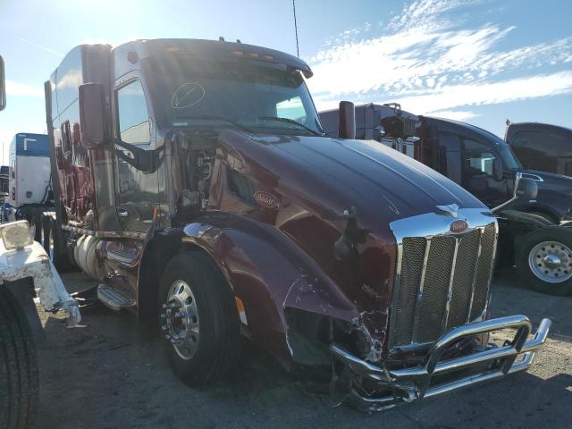 2017 PETERBILT 579  2017 image