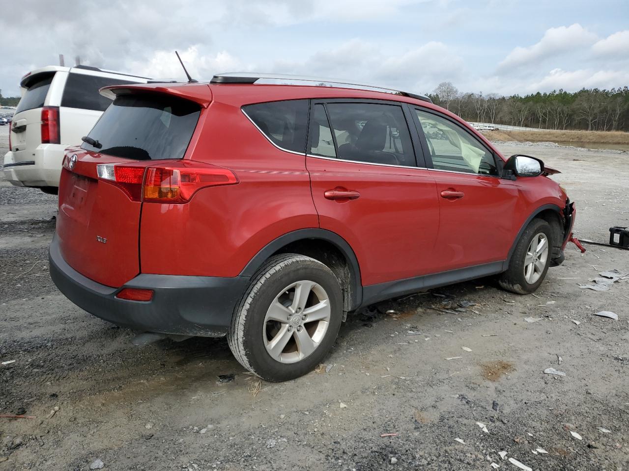 Изображение 3 2013 TOYOTA RAV4 XLE 2013 с VIN JTMWFREV5DD007235