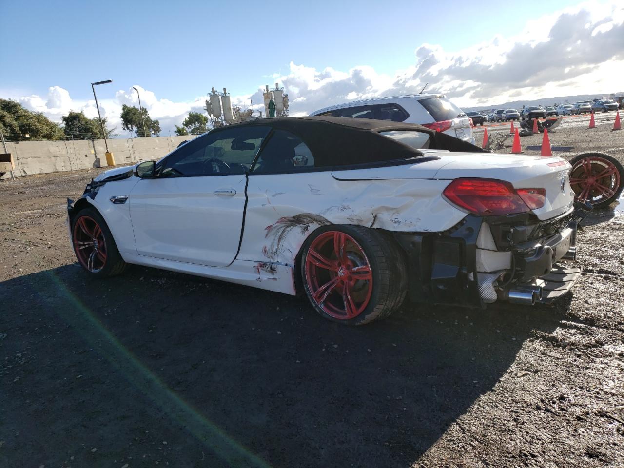 Obraz 2 z 2013 BMW M6  2013 z VIN WBSLZ9C57DC985893