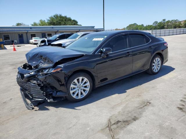 Изображение 1 2019 TOYOTA CAMRY L 2019 с VIN 4T1B11HK1KU698076