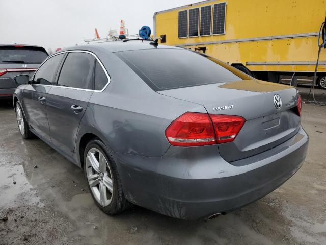 Obraz 2 z 2015 VOLKSWAGEN PASSAT SE 2015 z VIN 1VWBV7A30FC020409