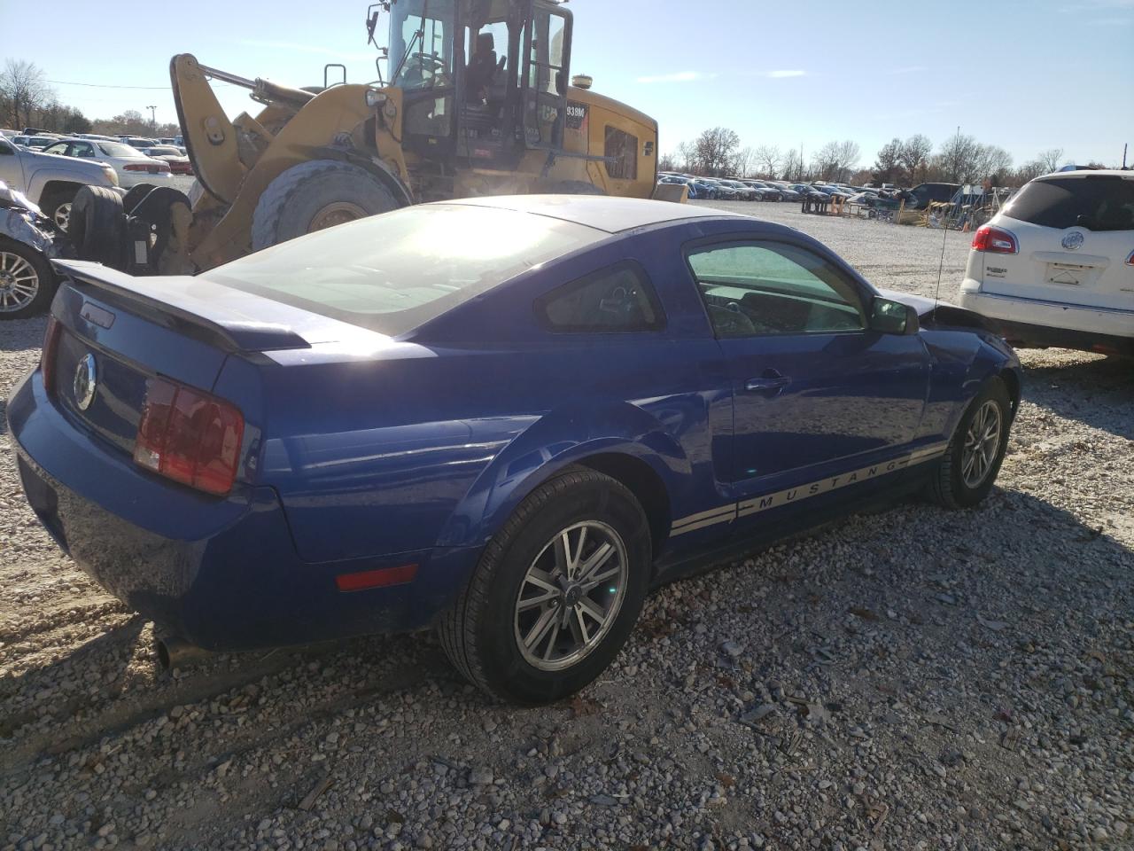 Изображение 3 2005 FORD MUSTANG  2005 с VIN 1ZVFT80N055166859