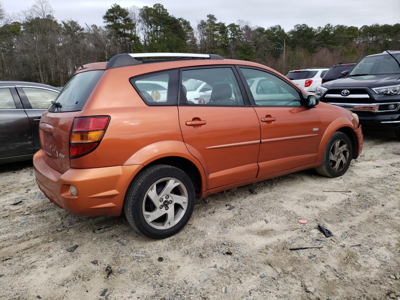 Obraz 3 z 2004 PONTIAC VIBE  2004 z VIN 5Y2SL648X4Z401186