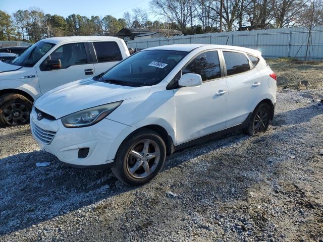 Image 1 of 2015 HYUNDAI TUCSON GLS 2015 with VIN KM8JTCAF2FU070774