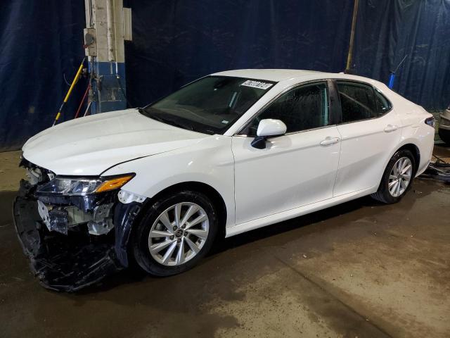 Obraz 1 z 2022 TOYOTA CAMRY LE 2022 z VIN 4T1C11AKXNU623010