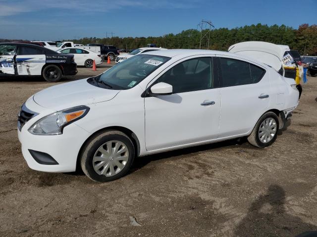 Obraz 1 z 2019 NISSAN VERSA S 2019 z VIN 3N1CN7AP9KL879865