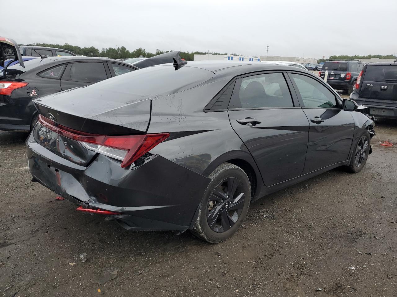 Obraz 3 z 2023 HYUNDAI ELANTRA SEL 2023 z VIN 5NPLM4AG4PH088133