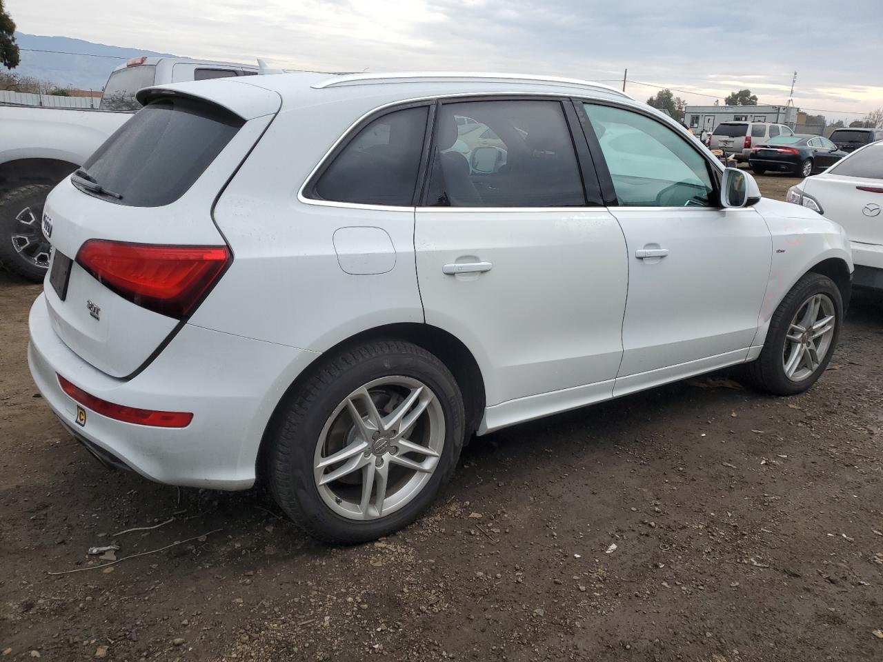 Obraz 3 z 2014 AUDI Q5 PRESTIGE 2014 z VIN WA1WGAFP2EA006202