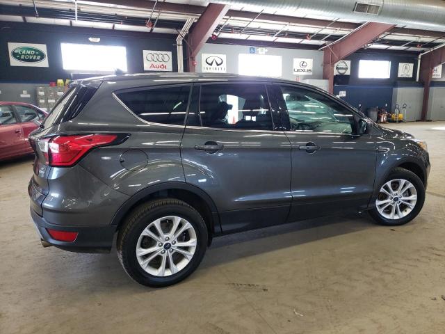 Изображение 3 2019 FORD ESCAPE SE 2019 с VIN 1FMCU9GD2KUC17703